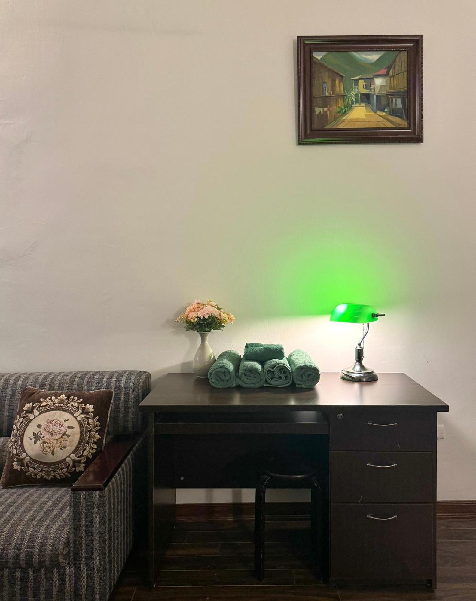 Hidden Gem Homestay 2 Ханой Екстер'єр фото